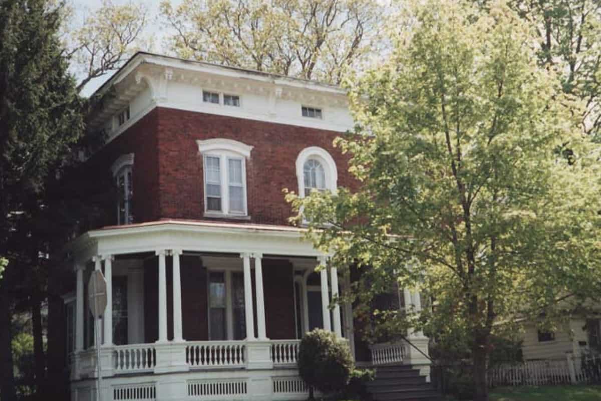 Edwin W. Clarke Haus