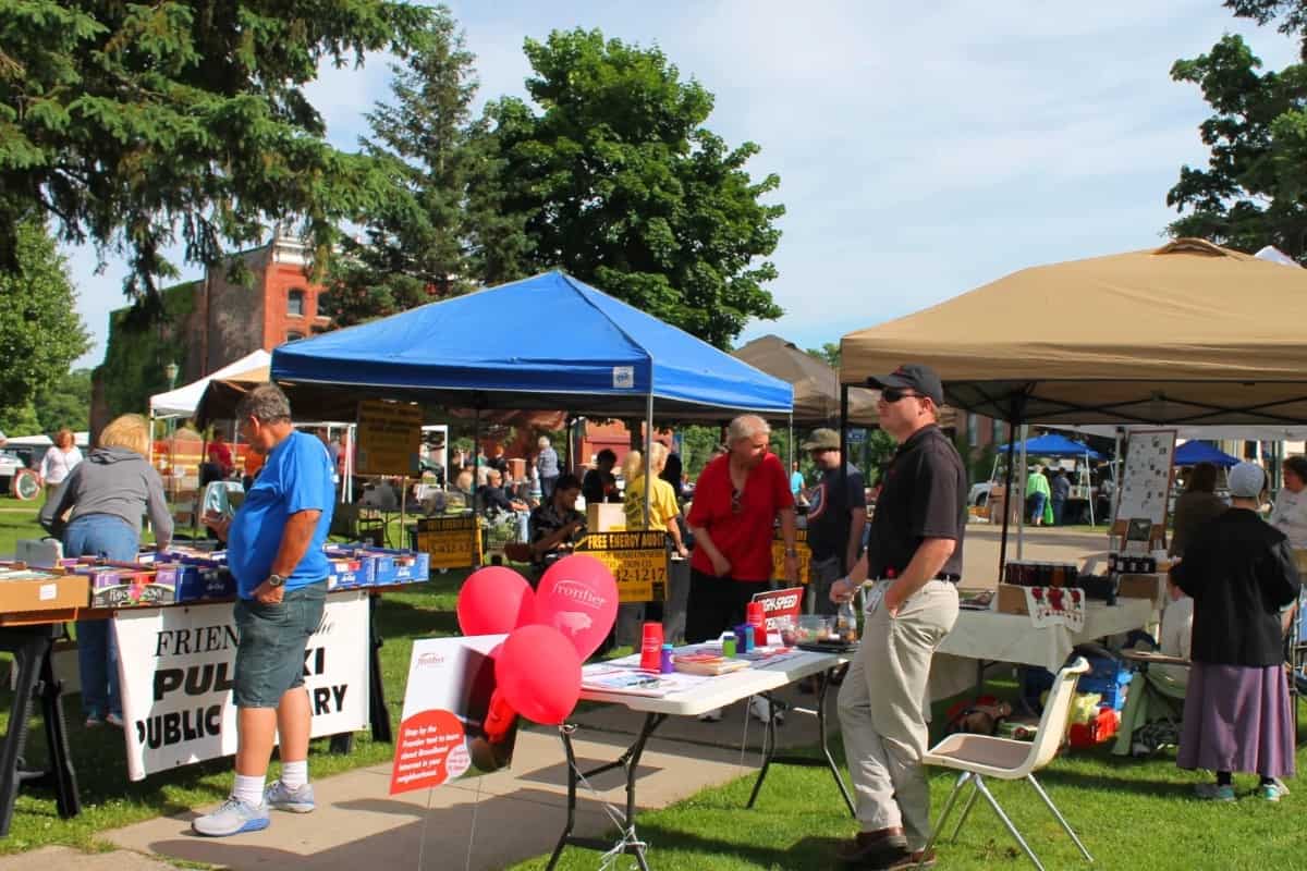 Pulaski Farmers’ Market & Music in the Park